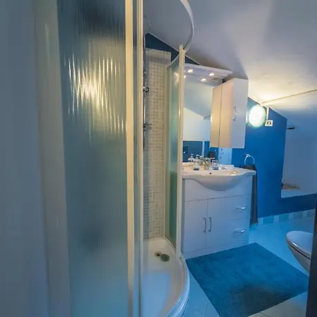 Buzzi Frühstückspension 4*