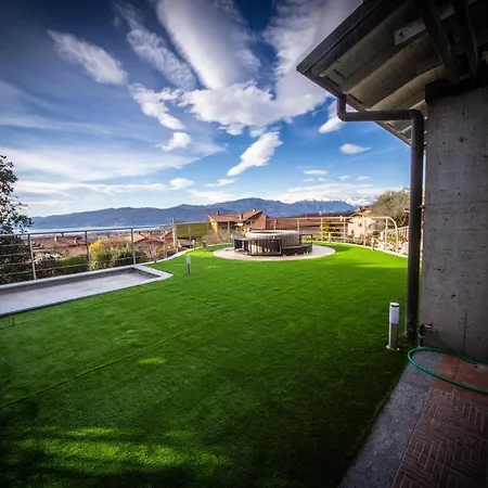 Frühstückspension Buzzi 4*