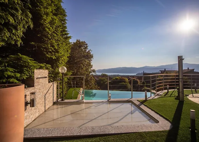 Buzzi Bed & Breakfast Besozzo